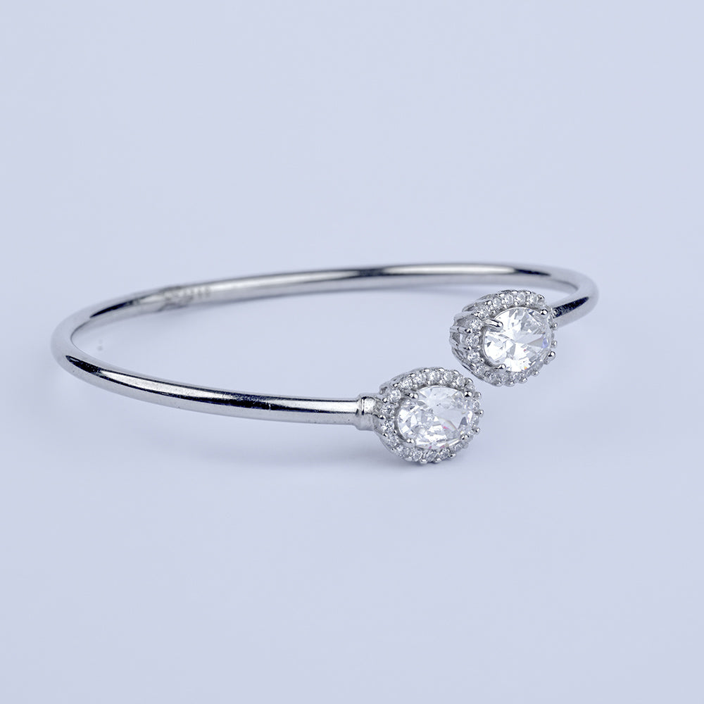 Oval Shape Diamond Unique Bracelet Slb